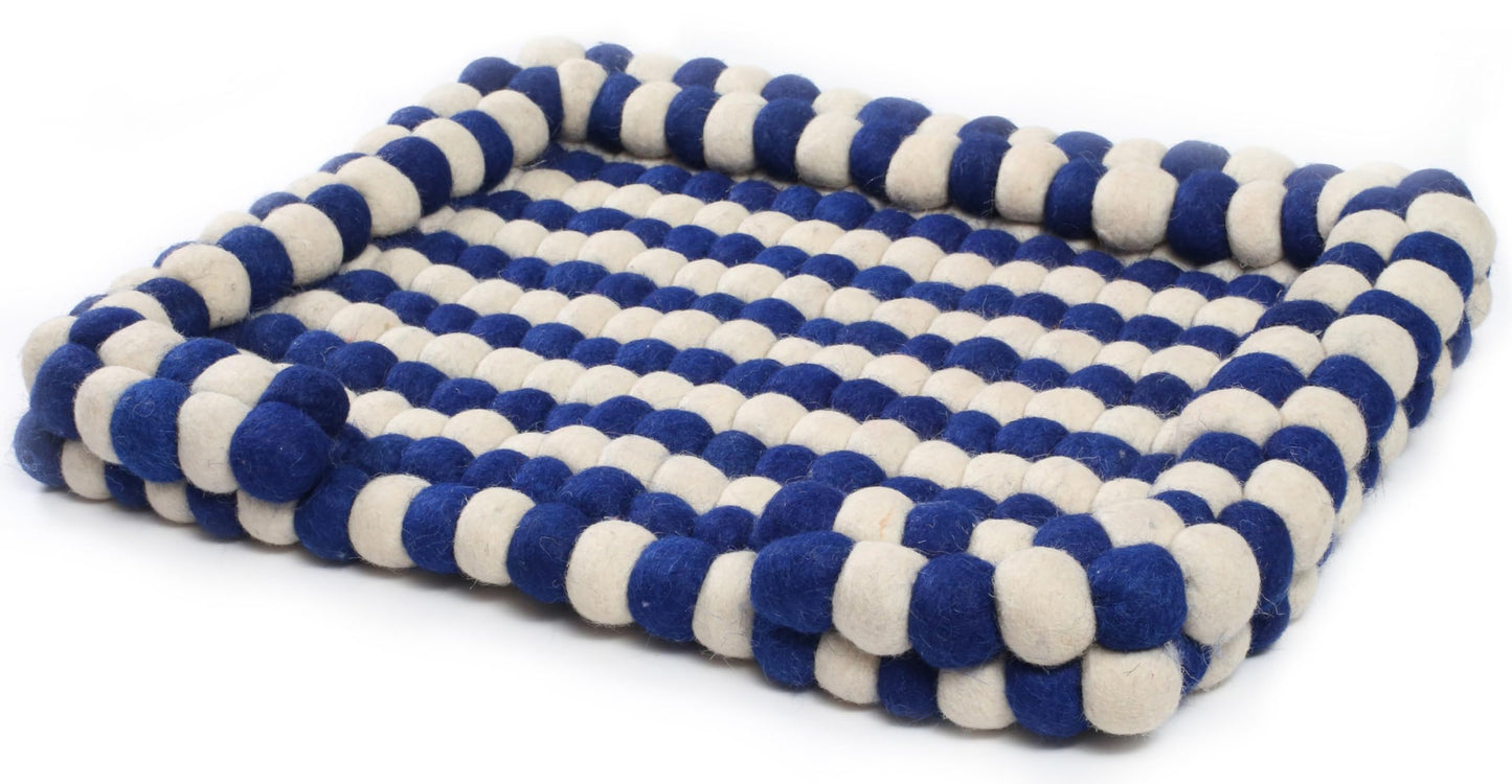 Felt Ball Dog Bed (Wool)